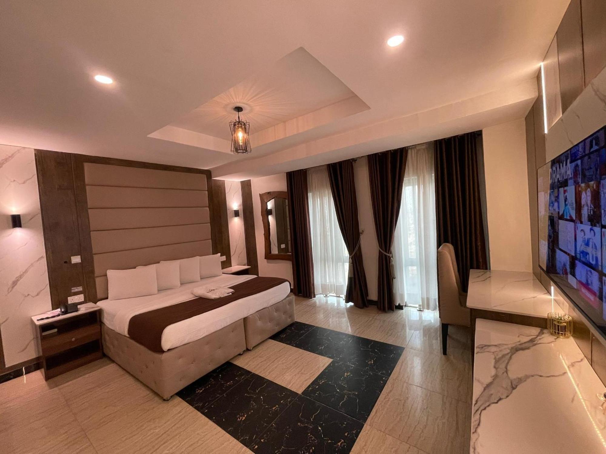 Presken Hotel At International Airport Road Ikeja Exterior foto
